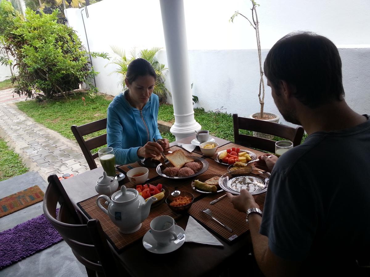 Sooriya Sewana Guest House Banduramulla Eksteriør bilde